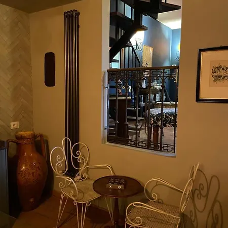 Borgogna 14 * Reggio Emilia